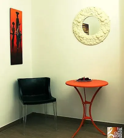 Oda ve Kahvaltı La Chiave Di Sol Como